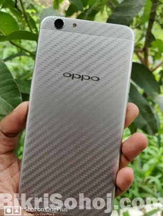 Oppo F1s